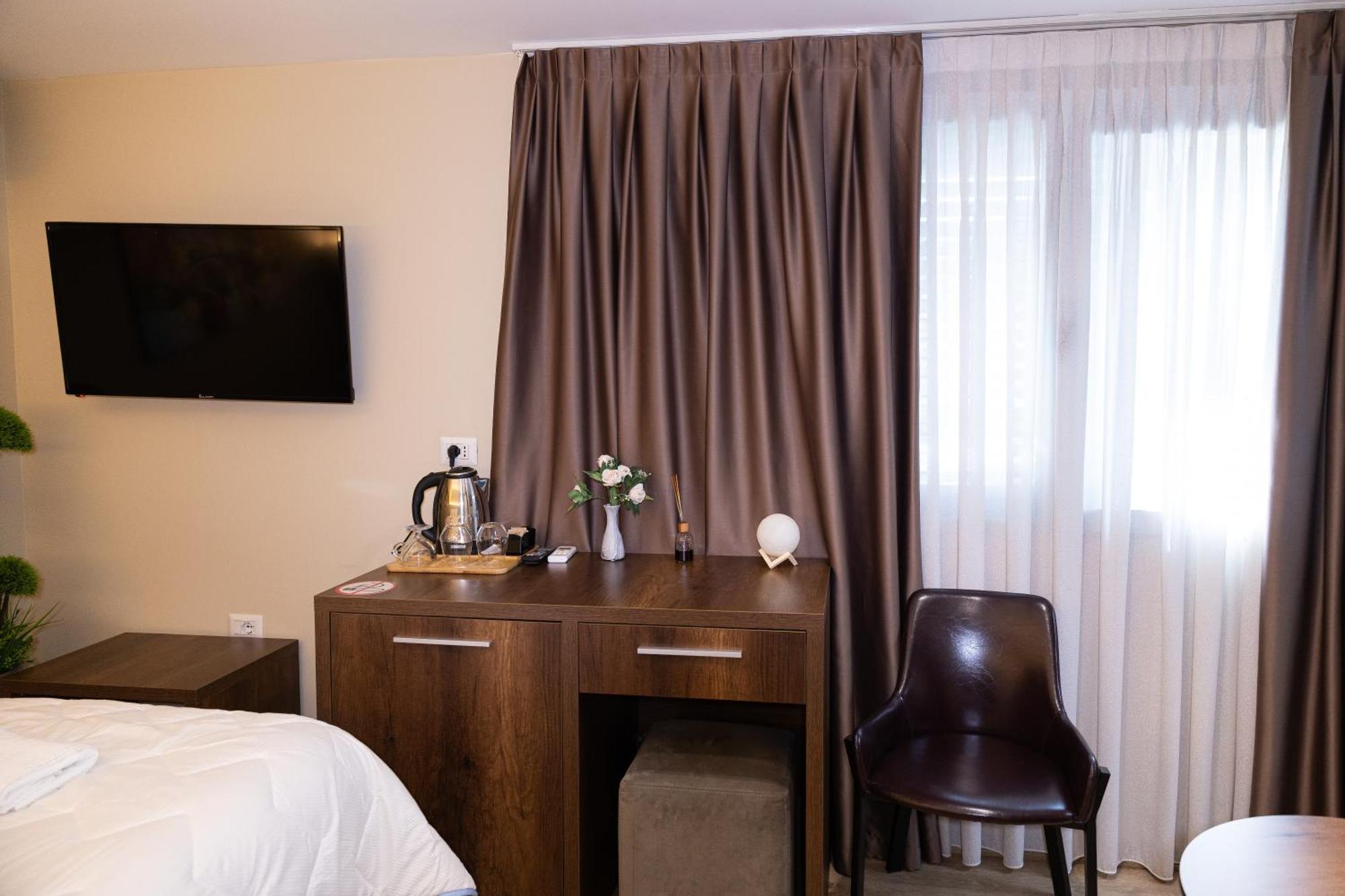 4R Colombo Hotel Tiran Dış mekan fotoğraf